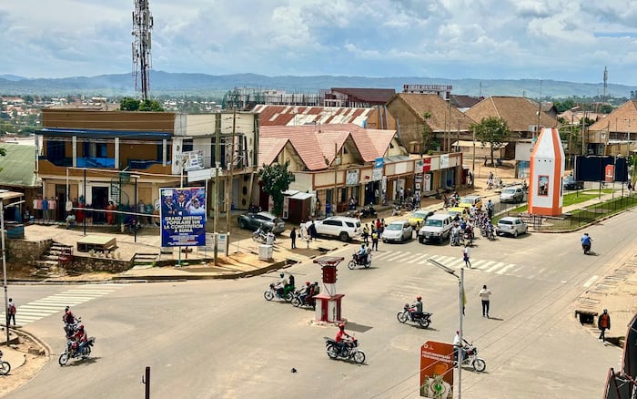 Congolese report constant burials as deaths in new Ebola outbreak reach 80