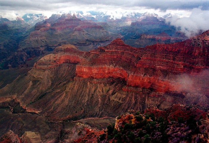 3 hikers die of suspected heat-related illness during rising temperatures at Grand Canyon