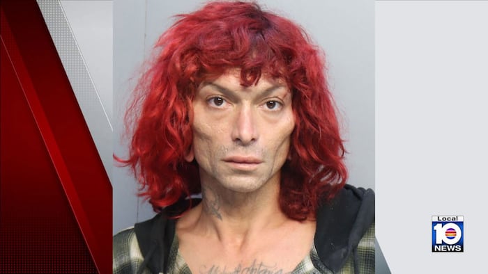 Deputies: Man sets building on fire to ‘smoke out’ boyfriend in Miami-Dade