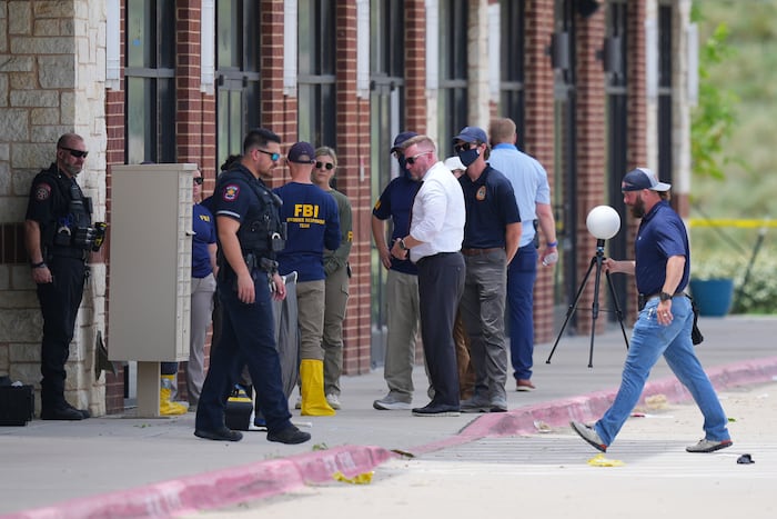 2 killed and 3 injured in shootings at shopping center north of Dallas, police say
