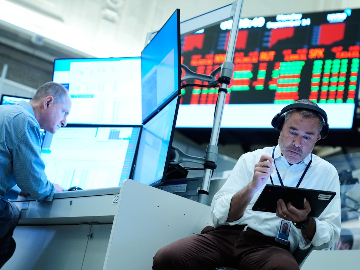 US Markets Face Downward Pressure Amid Rising Treasury Yields and Energy Price Rebound