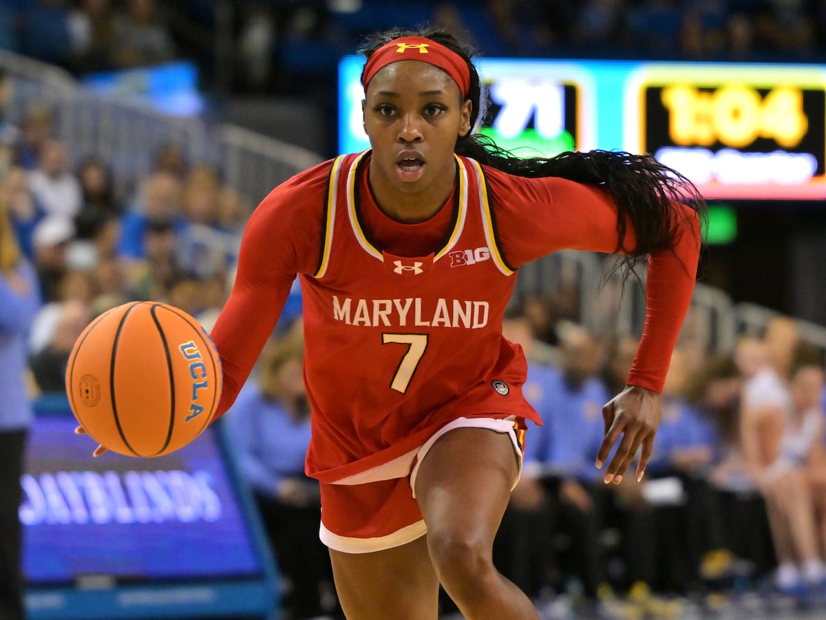 Image linked from the original feed: Over 100 women's college basketball players team up in unionization effort
