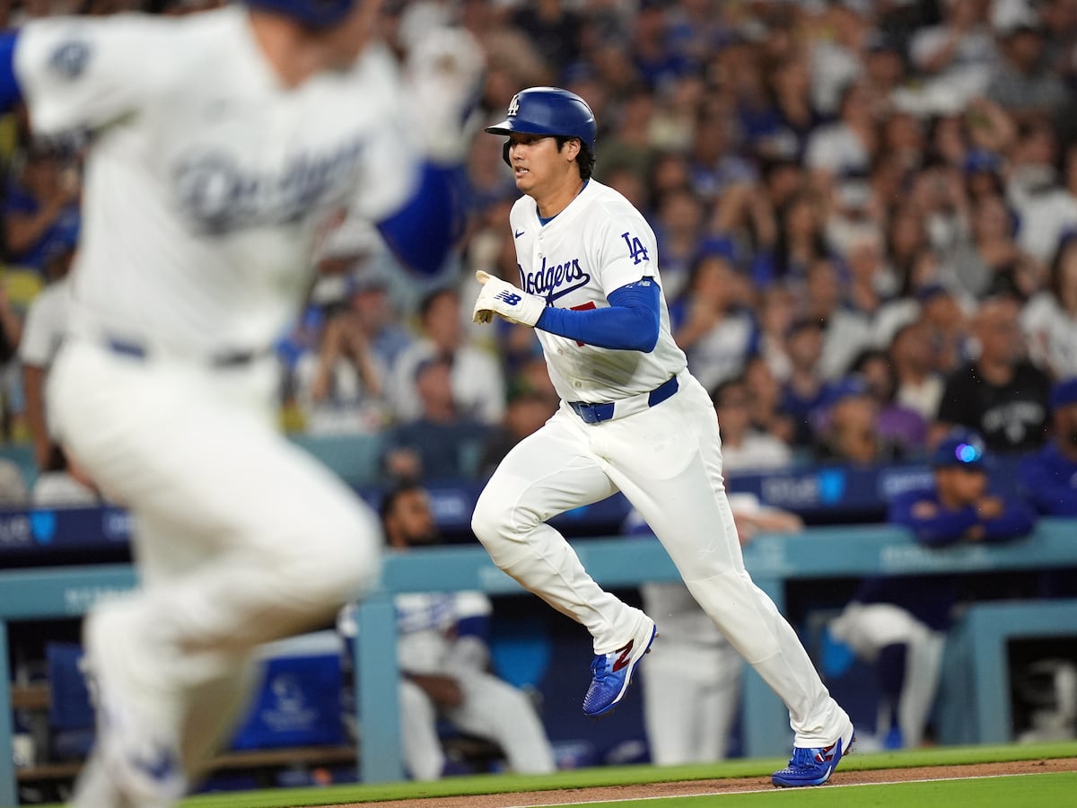 Image linked from the original feed: Dodgers rest Shohei Ohtani amid lingering left knee soreness