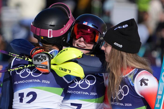 US star Mikaela Shiffrin wins slalom to break 8-year Olympic drought