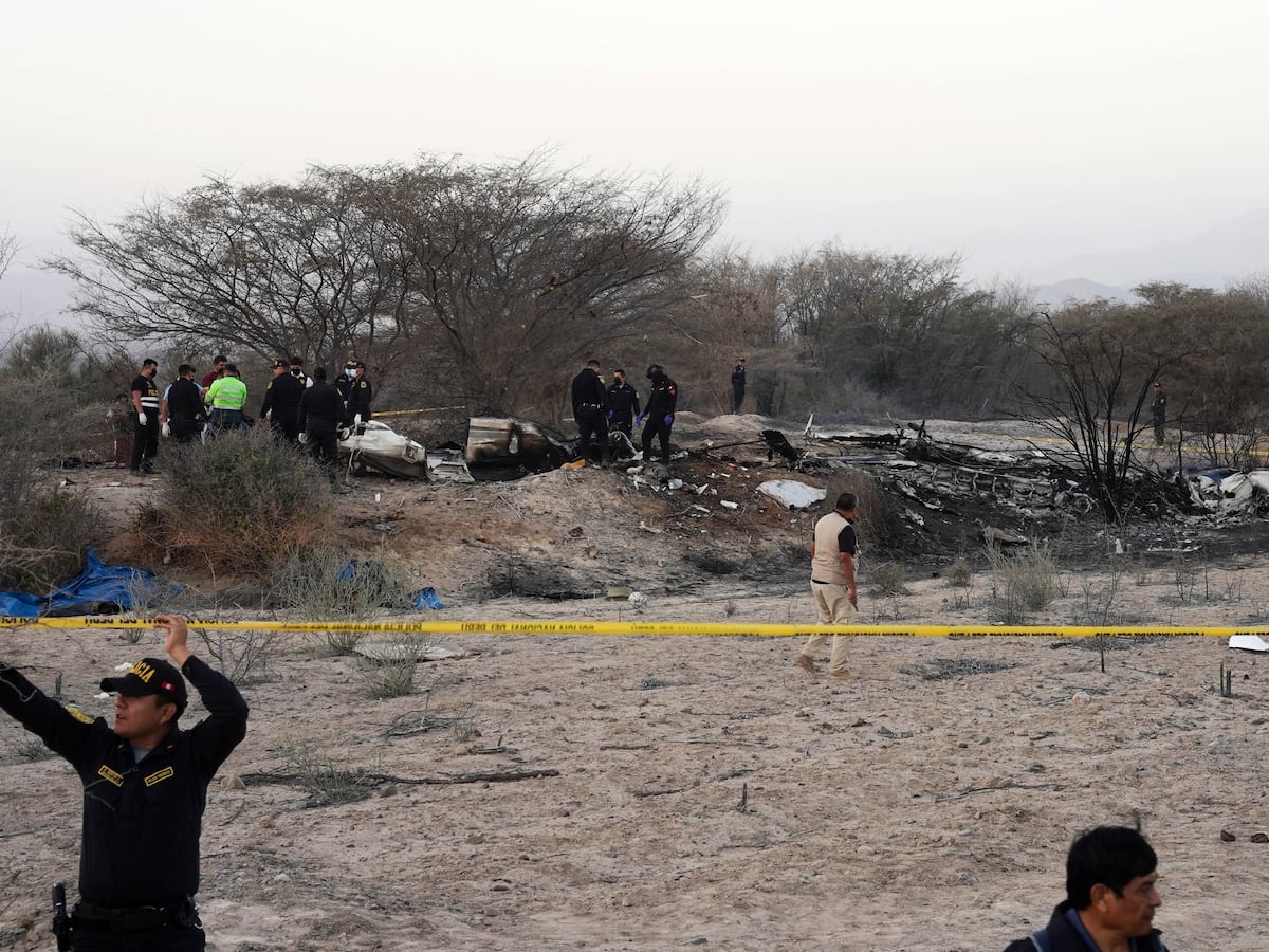 Image linked from the original feed: Investigadores recaban indicios de siniestro aéreo en Perú; piloto habría reportado falla mecánica