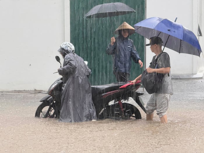 Heavy Rain, Flooding Kill 8 in Vietnam, Thailand After Tropical Storm Kajiki