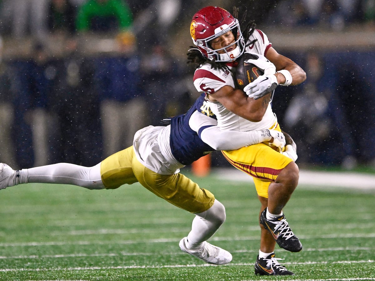 Image linked from the original feed: Notre Dame and USC agree to resume football rivalry with a 4-game series starting in 2030