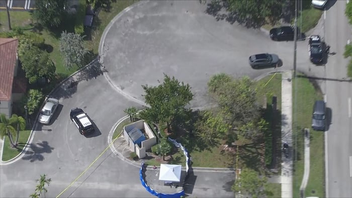 1 arrest made after 18-year-old fatally shot in Coral Springs neighborhood