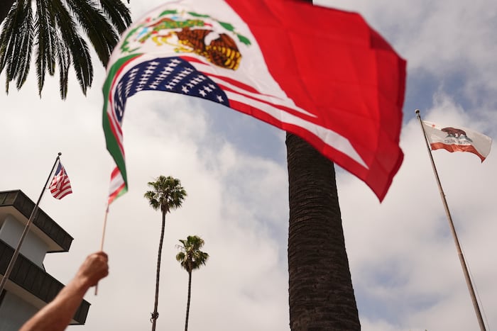 Trump Administration Seeks Supreme Court Lift on California Immigration Restrictions