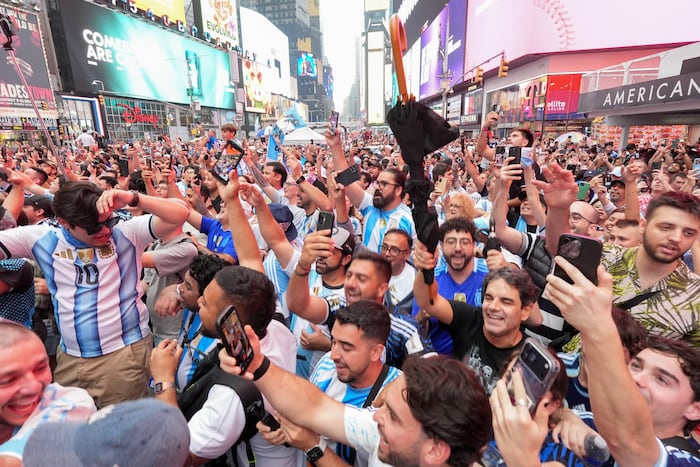 The Latest: Argentina and Spain will face off to lift the World Cup trophy