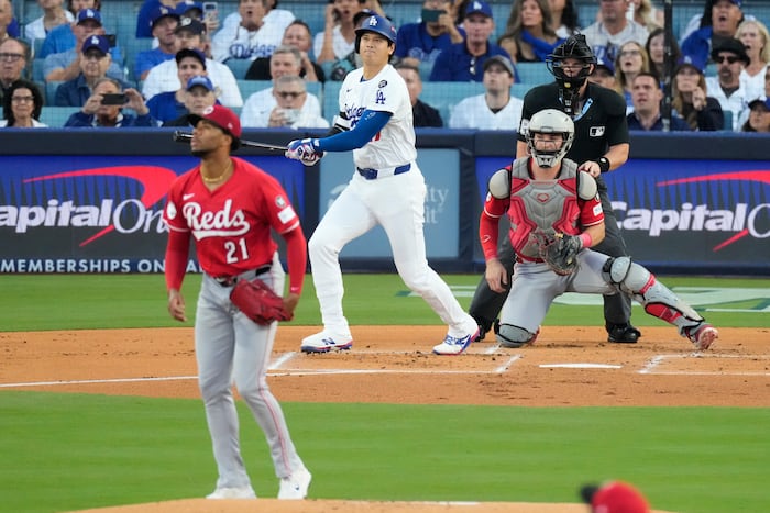 Dodgers Hit 5 Home Runs in 10-5 NL Wild Card Game 1 Win Over Reds