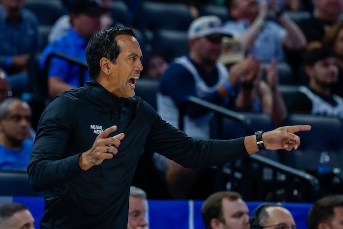 Heat fall to the Magic in season opener 125-121
