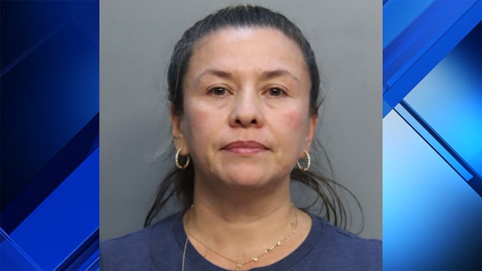 Miami jewelry store employee accused of stealing links from broken 4K Cuban link bracelet