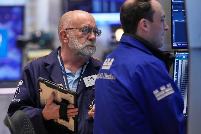 Wall Street soars, oil plunges as China calls for comprehensive ceasefire in Iran-US war