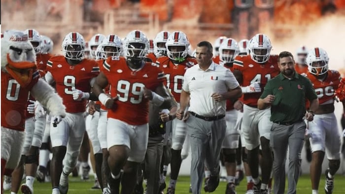 No. 3 Miami beats No. 18 Florida State 28-22