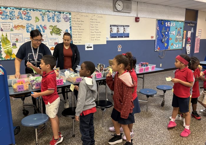 ‘Cougar Cash’ helps promote positive behavior at one South Florida elementary school
