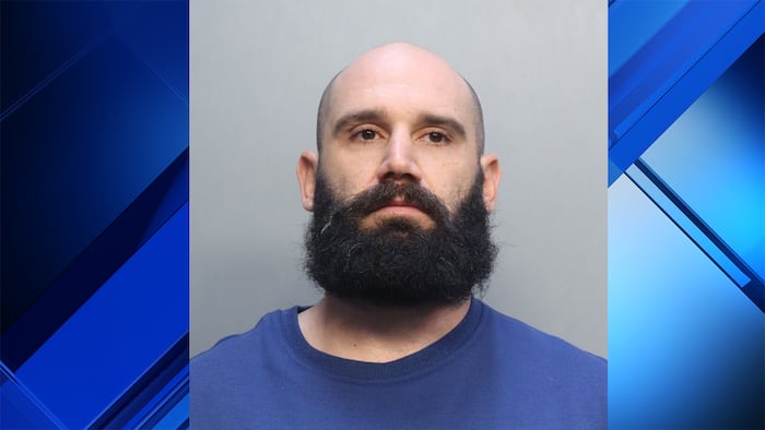 Suspect accused of throwing man off 25th-floor Miami Beach balcony released on bond