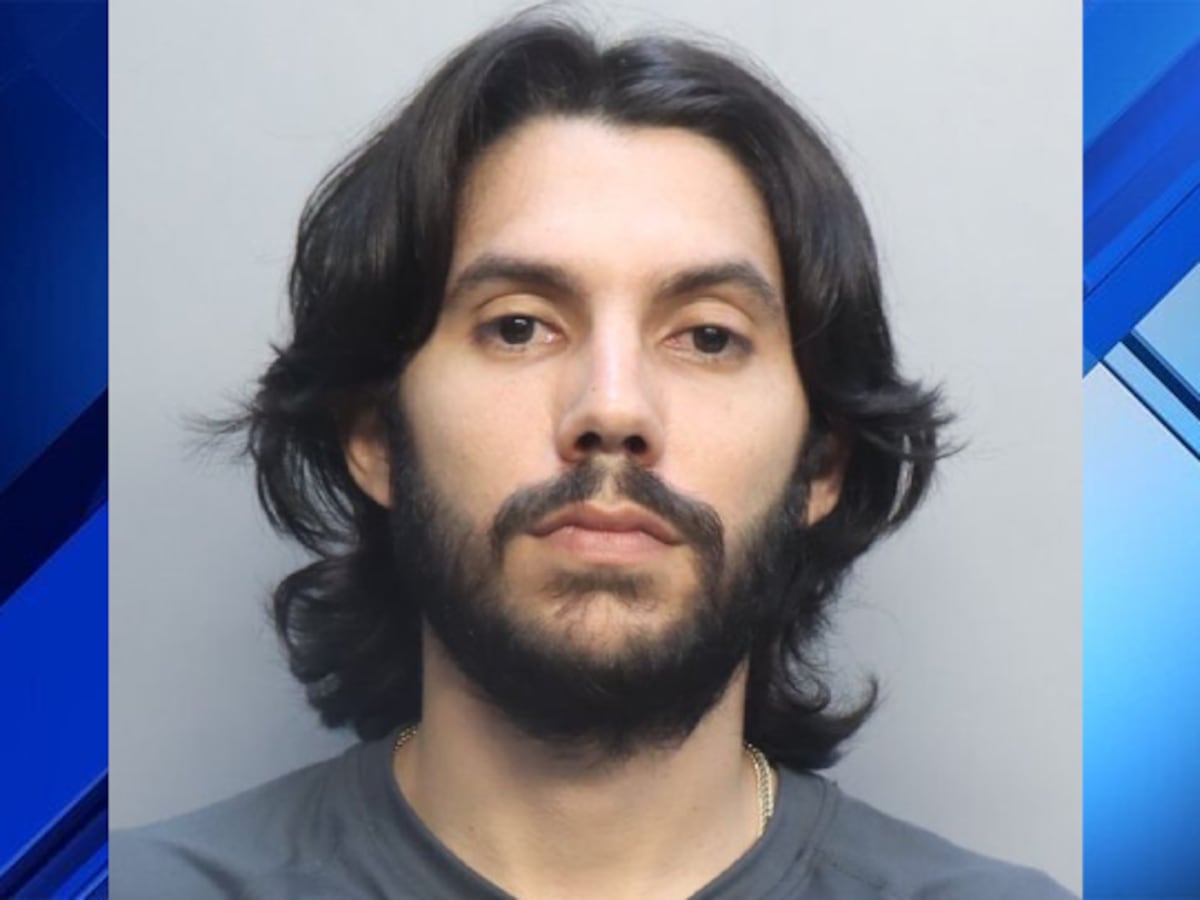 Illinois Man Arrested in Miami BB Gun Incident Also Suspected in Armed Robbery Attempt