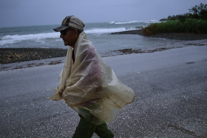 Hurricane Melissa Kills Dozens, Devastates Eastern Cuba, Haiti, Jamaica