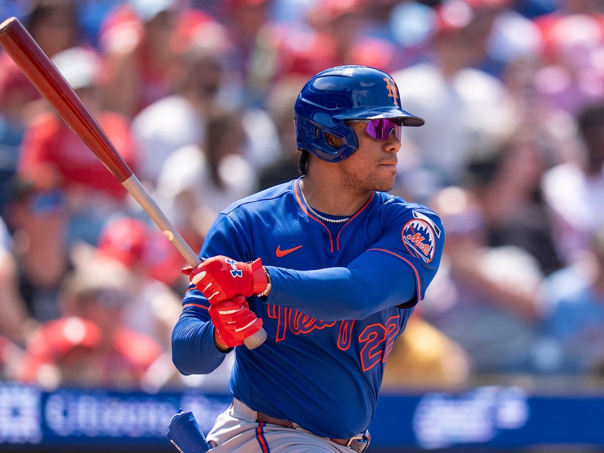 Image linked from the original feed: Mets' Juan Soto goes on injured list with left calf strain