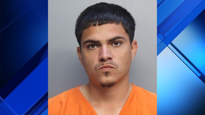 MDSO: Man stabs victim who tried to intervene during fight with relatives