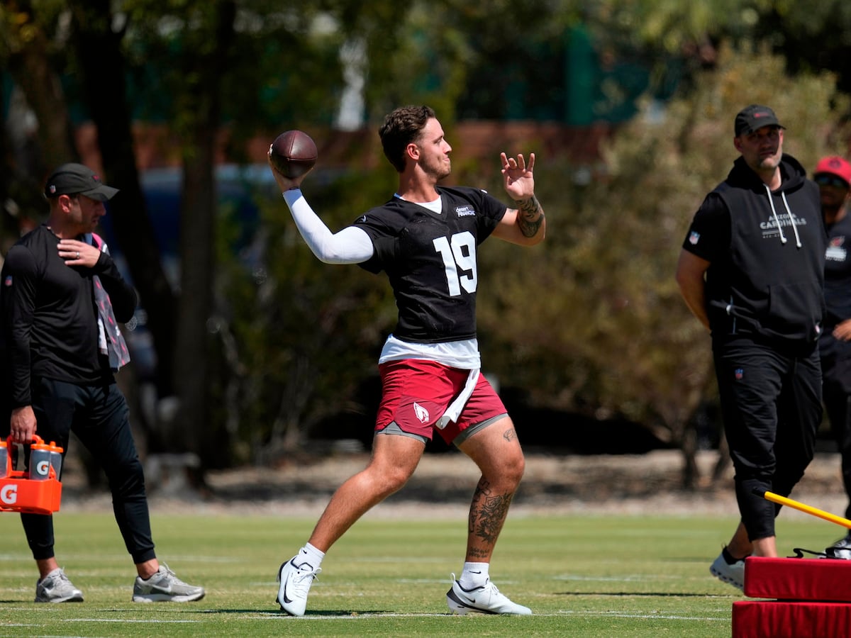 Image linked from the original feed: Cardinals sign QB Carson Beck to rookie deal as they prepare to open training camp