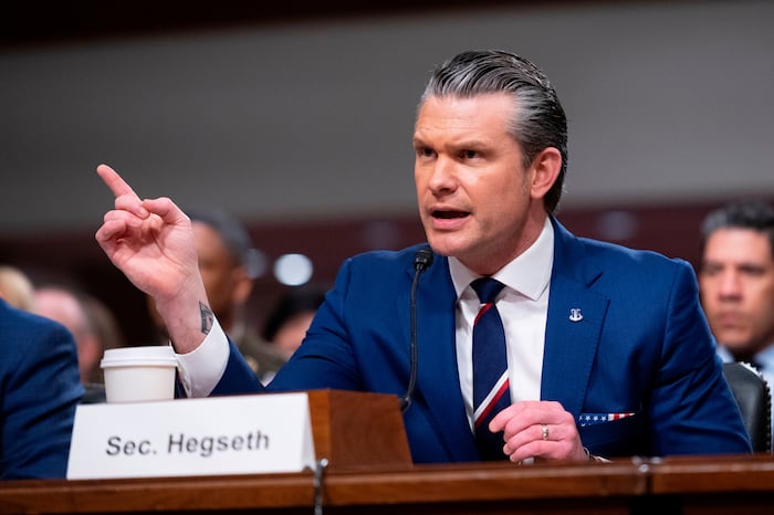 Hegseth clashes for a second day with Democrats in Congress over the Iran war