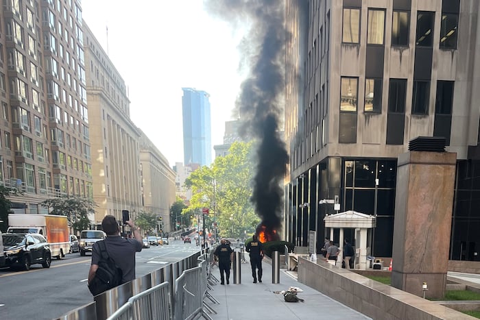 Person in custody after starting fire outside New York federal building, FBI says