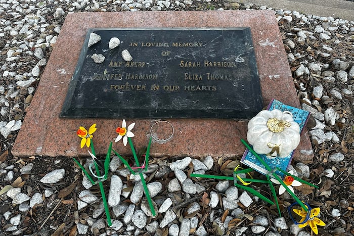 Judge declares 4 men wrongly accused of 1991 Austin yogurt shop murders innocent