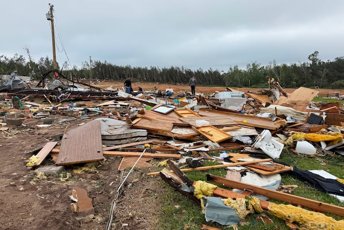 Tornadoes cut across Mississippi as severe storms damage 500 homes