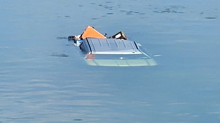 MCSO: 3 escape injury after sleeping driver plunges vehicle into water off Sugarloaf Key