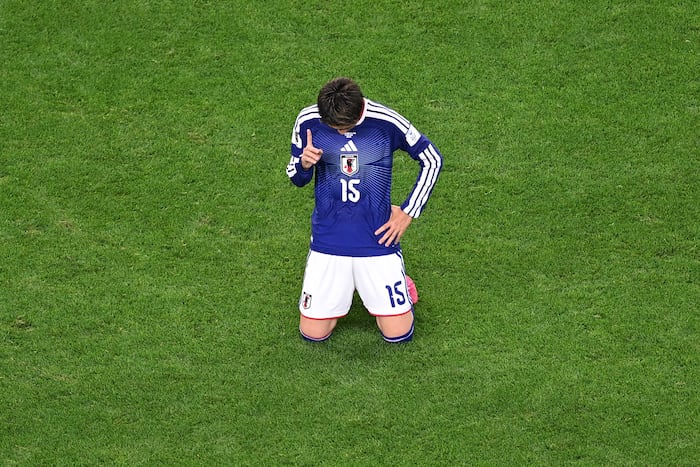 Daichi Kamada's late goal gives Japan a 2-2 draw with the Netherlands in World Cup opener for both