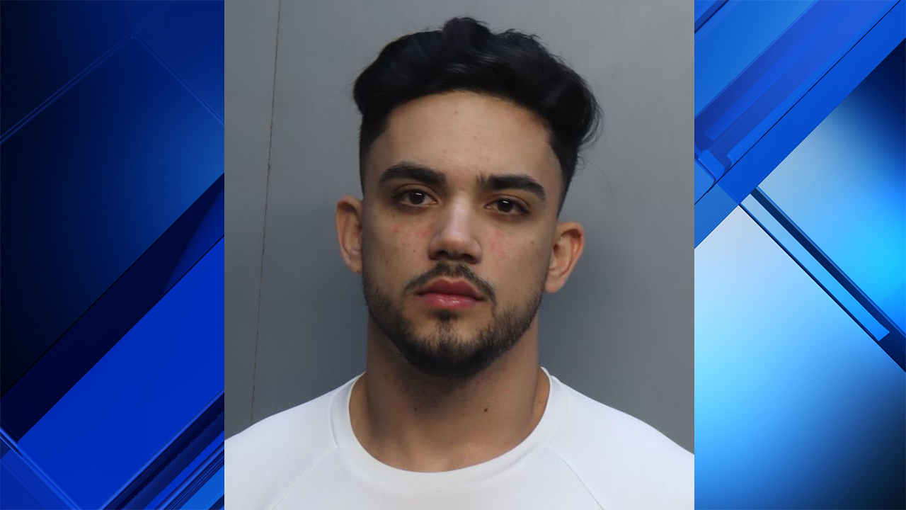Man accused of stealing iPhones from Doral warehouse he was employed at
