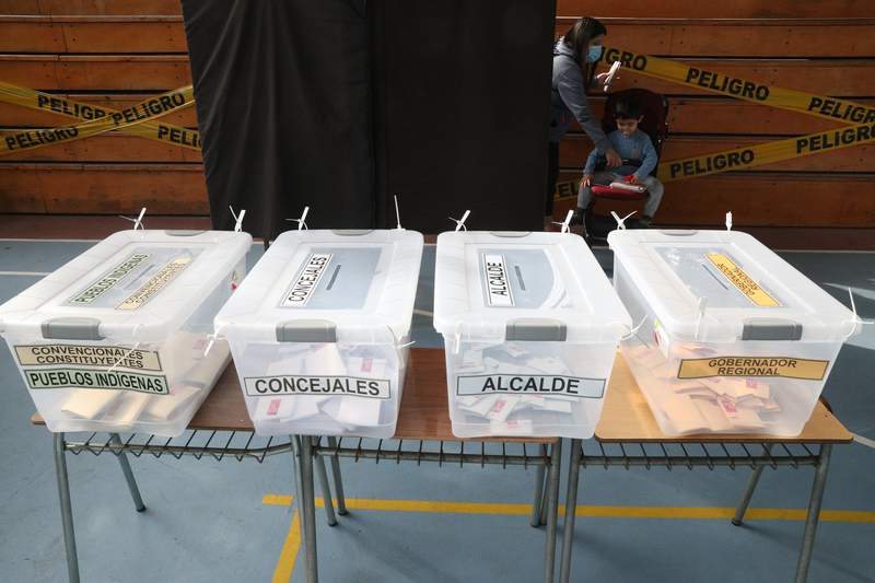 Chile celebra elección histórica de constituyentes