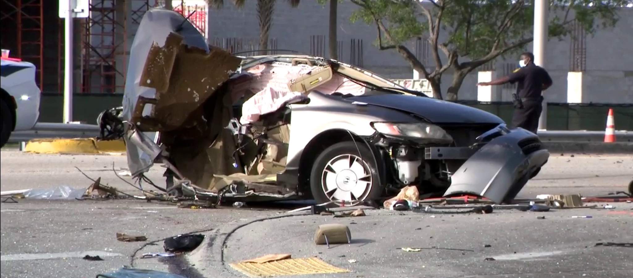 SUV golpea a sedán en Plantation, matando a 2 personas dentro