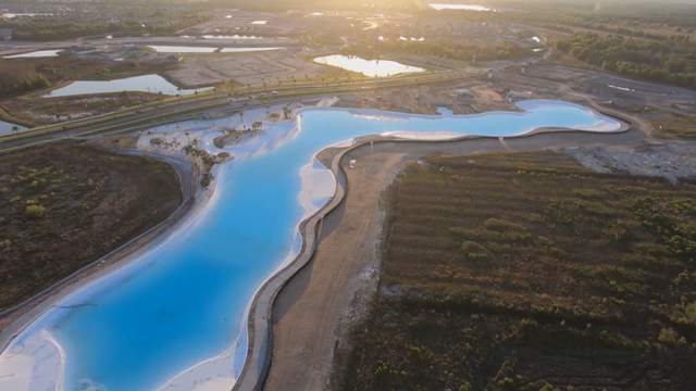 First Man Made Crystal Lagoons Park In U S Opens In Florida
