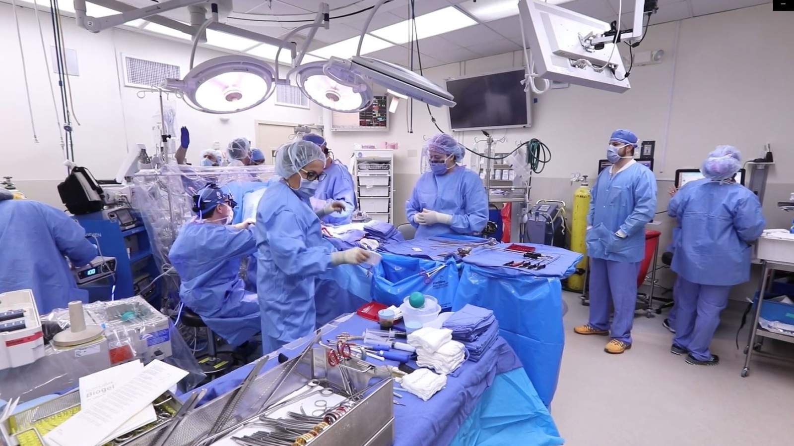Reoperative Minimally Invasive Cardiac Surgery is Benefitting Heart Patients