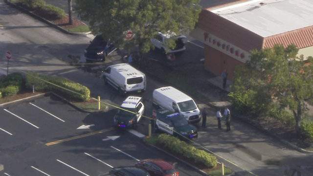 Man Woman Found Dead Behind Firestone In North Lauderdale