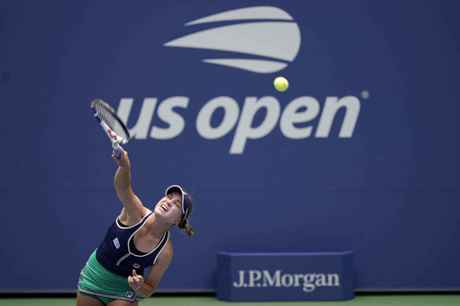 Balancing motherhood and tennis, Pironkova scores Open upset