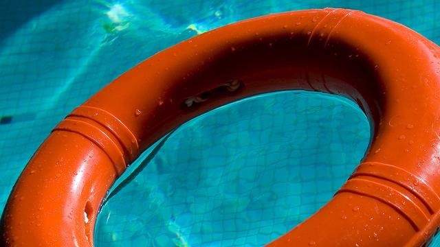 5-year-old boy dies after being pulled from Pompano Beach pool