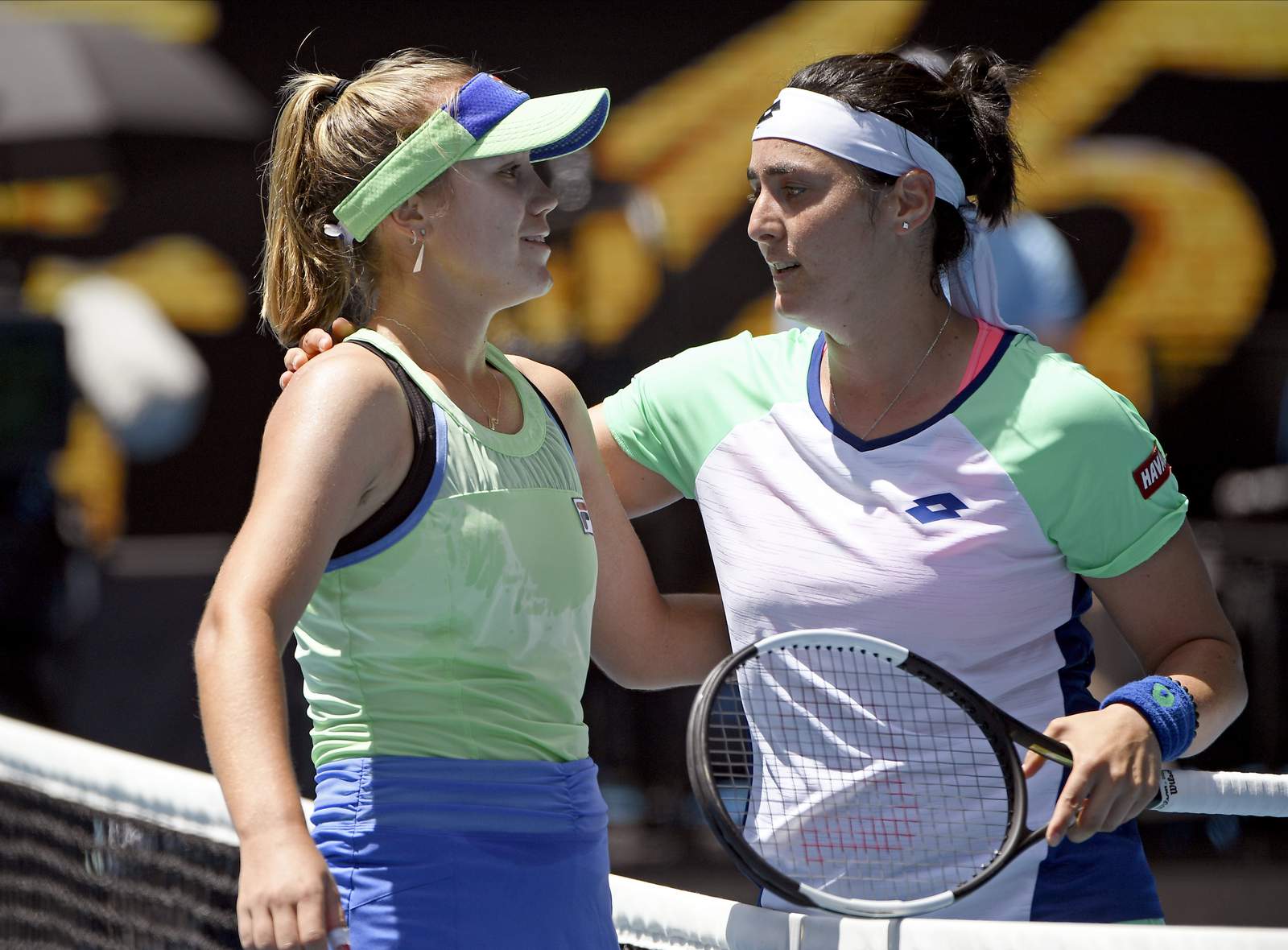 Barty Goes On At Australian Open Sets Up Semifinal V Kenin