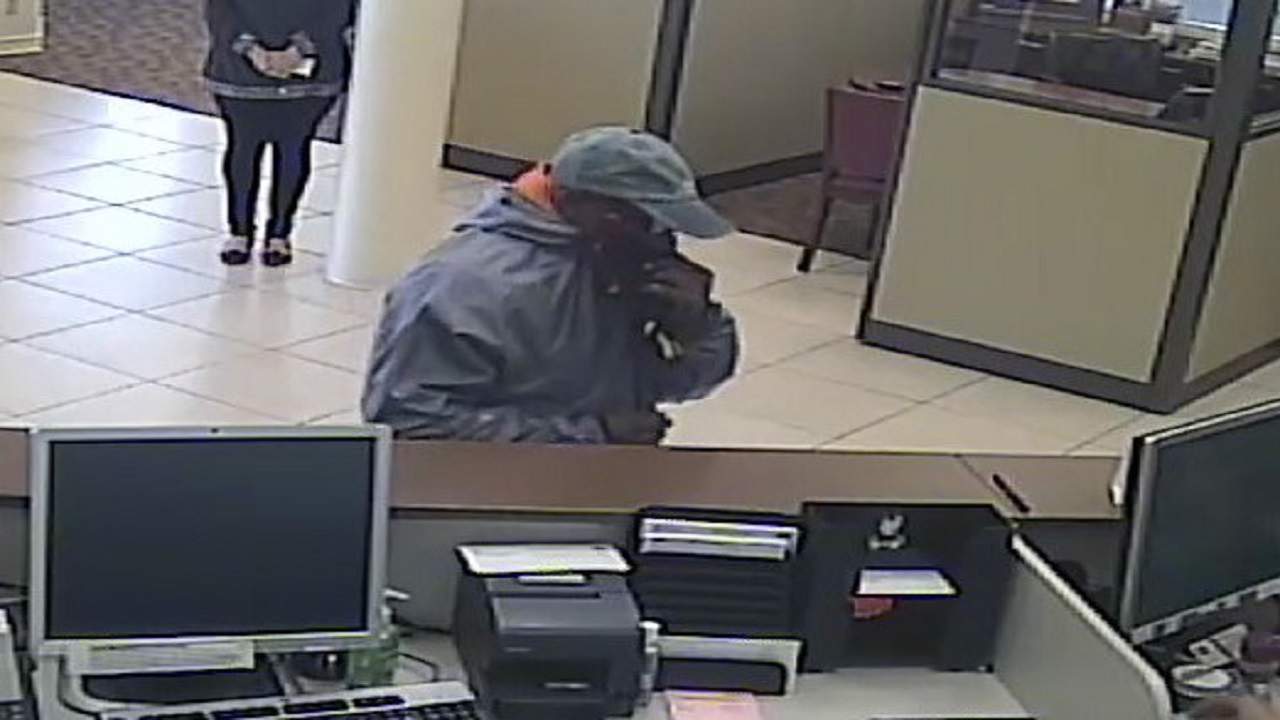 FBI seeks information about Boca Raton bank robber
