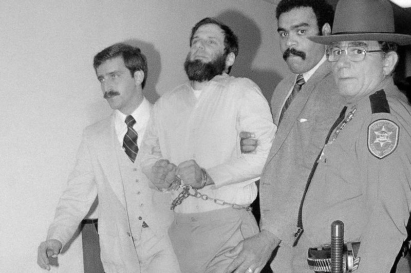 ’70s radical David Gilbert granted parole in Brink’s robbery