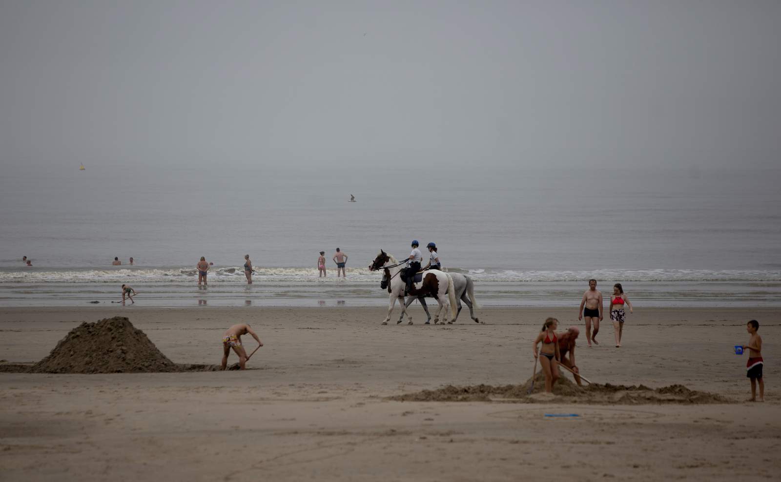 Belgian beach brawl fuels virus, political, climate tension