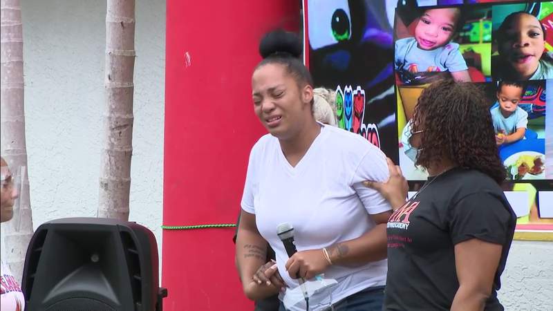 Master Minds Academy hosts memorial for 2-year-old boy who drowned in Broward