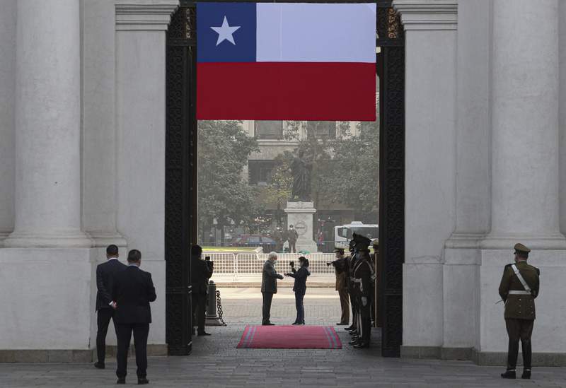 Caótica designación de precandidatos presidenciales en Chile