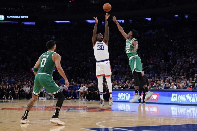 Knicks withstand Brown's 46, outlast Celtics 138-134 in 2 OT