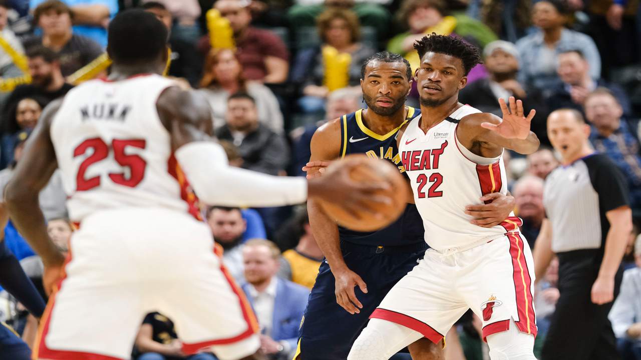 Jimmy Butler Fined 35 000 For Exchange With T J Warren